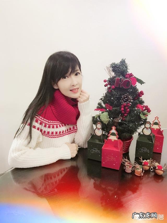 五十岁的女性留什么发型可以减龄并且显得有气质?