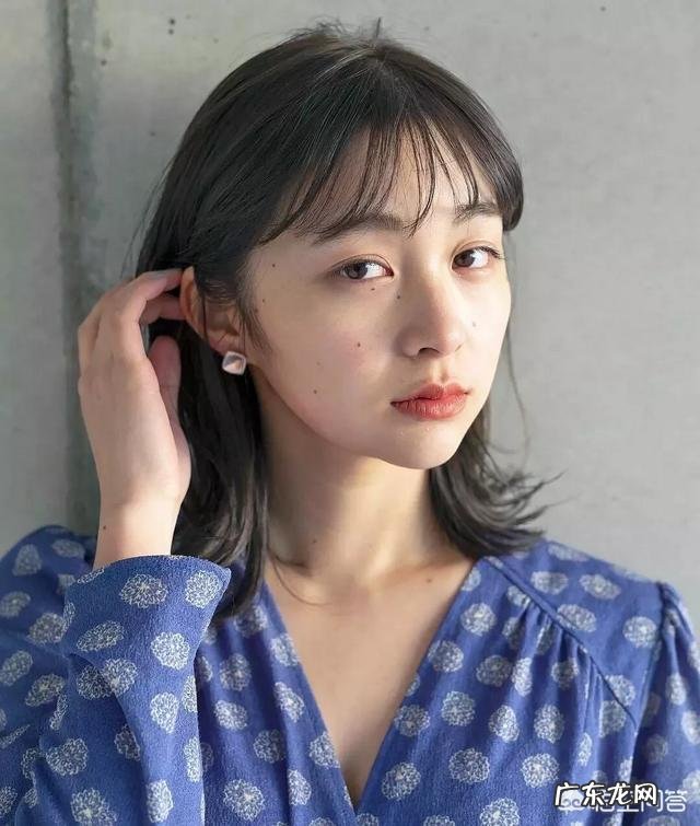 有哪些中等长度的卷发造型?