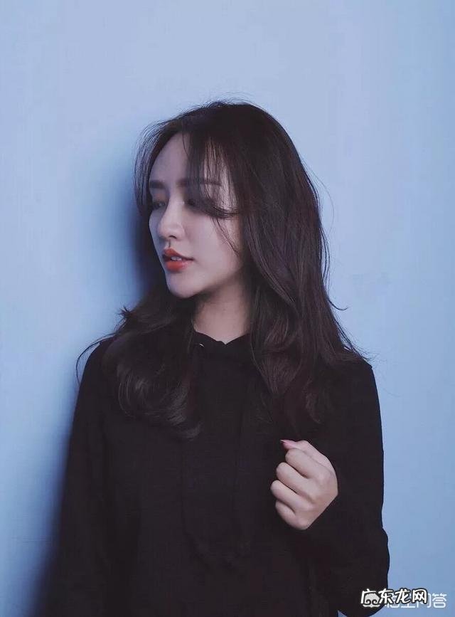 有哪些中等长度的卷发造型?