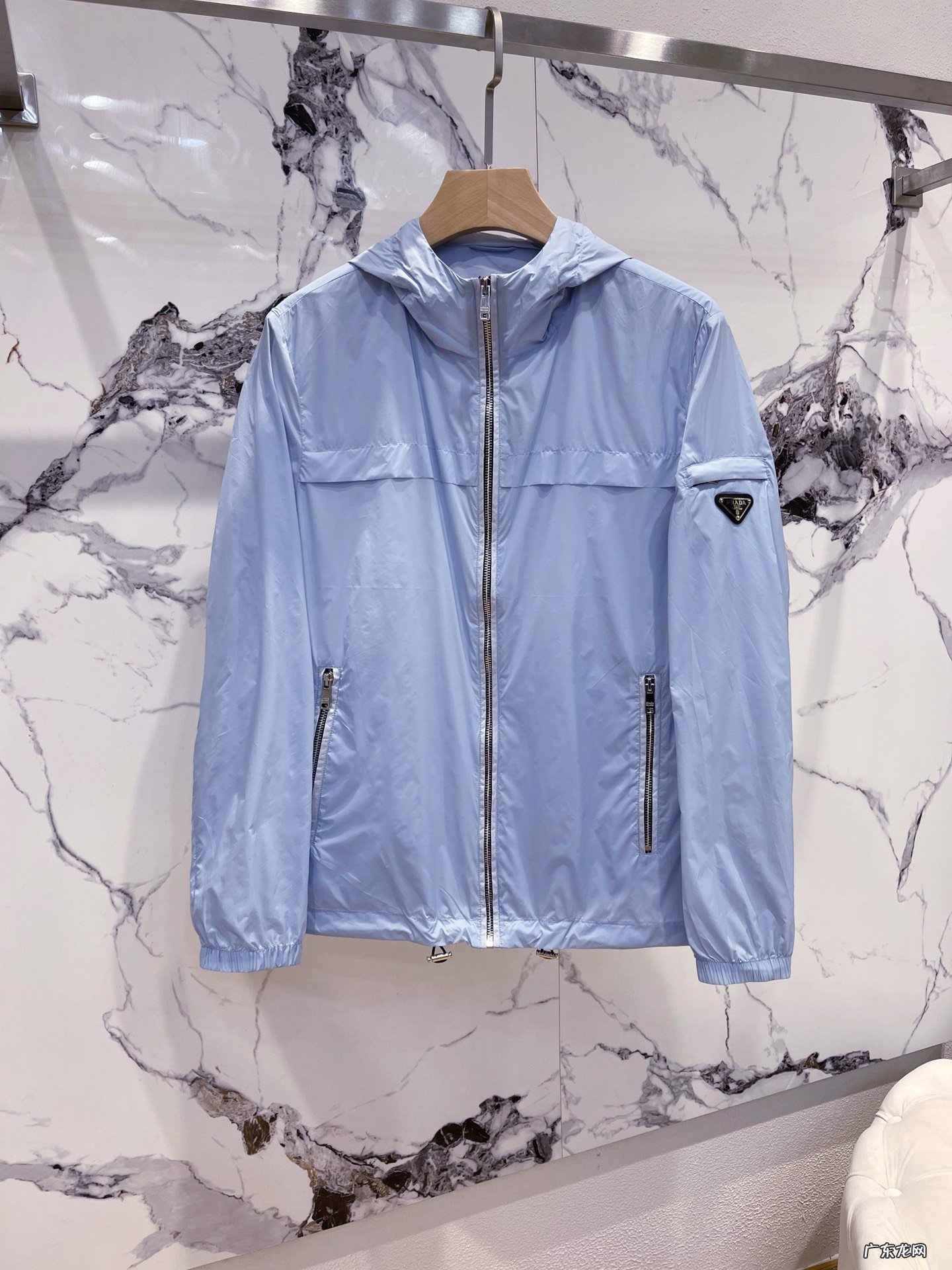 今年男外套、夹克流行哪些款式?