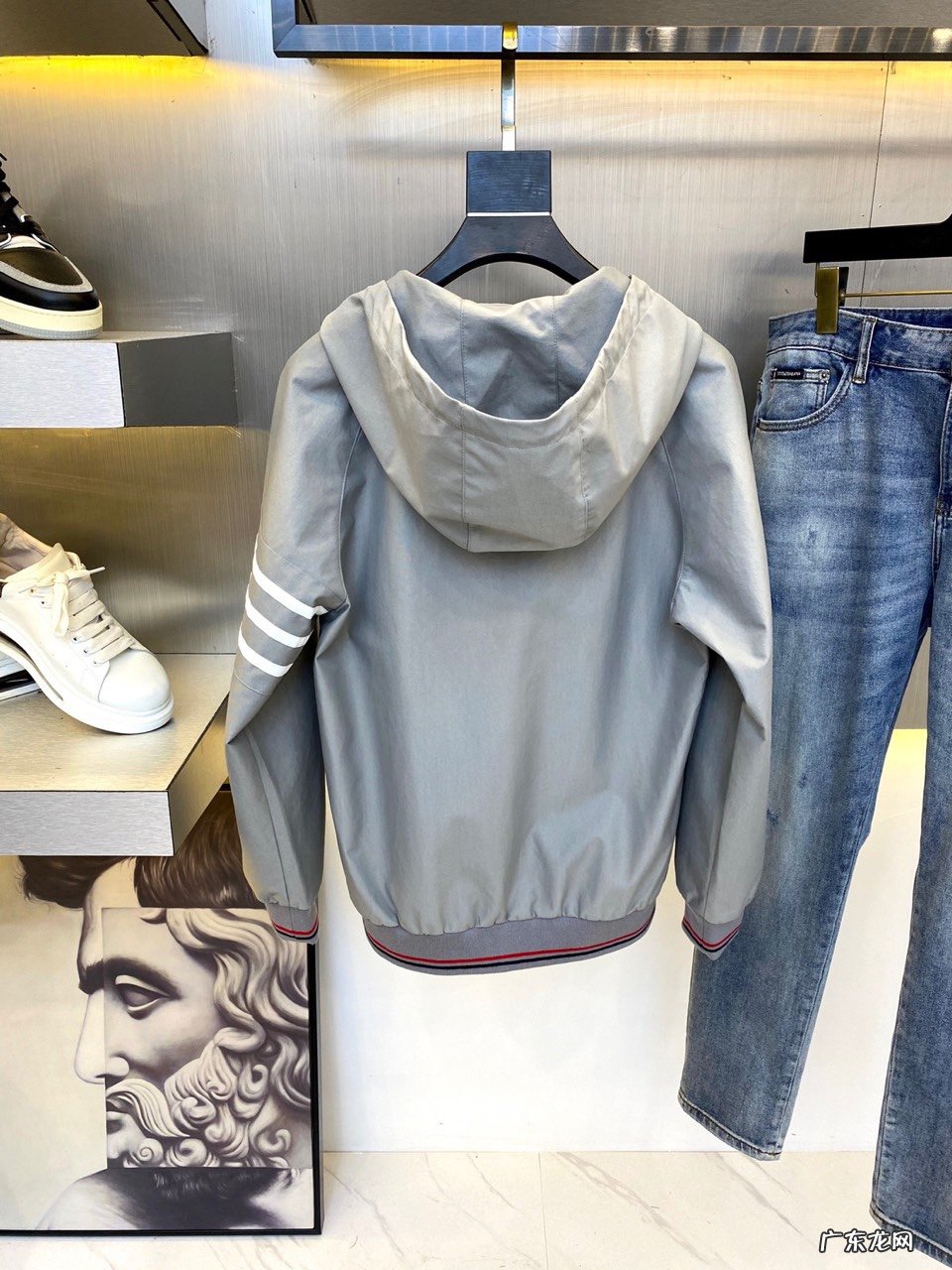 今年男外套、夹克流行哪些款式?