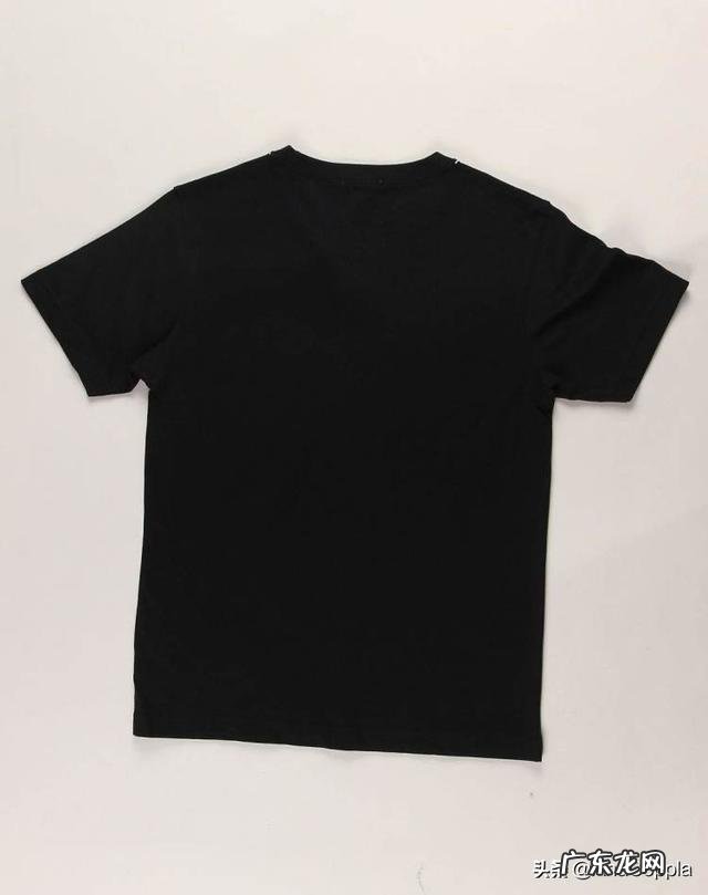 夏天穿什么颜色的衣服防晒效果好?