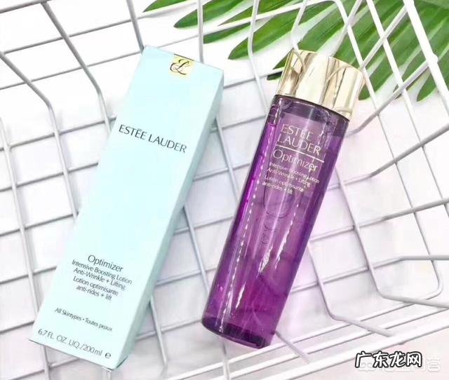 有哪些成套的护肤品可以美白又抗皱的?