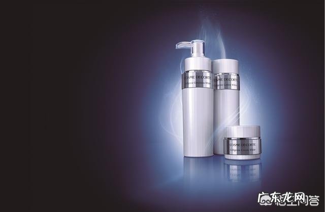 有哪些成套的护肤品可以美白又抗皱的?