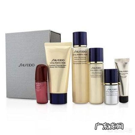 有哪些成套的护肤品可以美白又抗皱的?