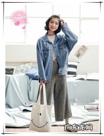 短发搭配什么类型的衣服最减龄?