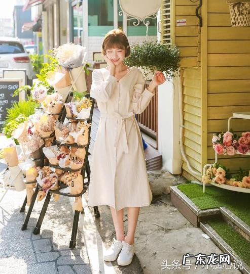 短发搭配什么类型的衣服最减龄?