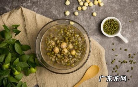 绿豆汤开花解毒还是不开花解毒-煮开花的绿豆汤解药吗