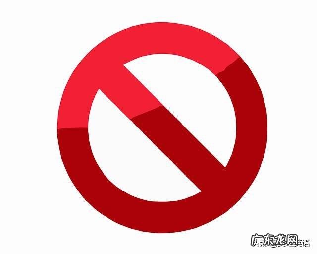 漂亮的高三女生向年轻的未婚数学老师表白“我要做你女朋友。”年轻数学老师该怎么办?