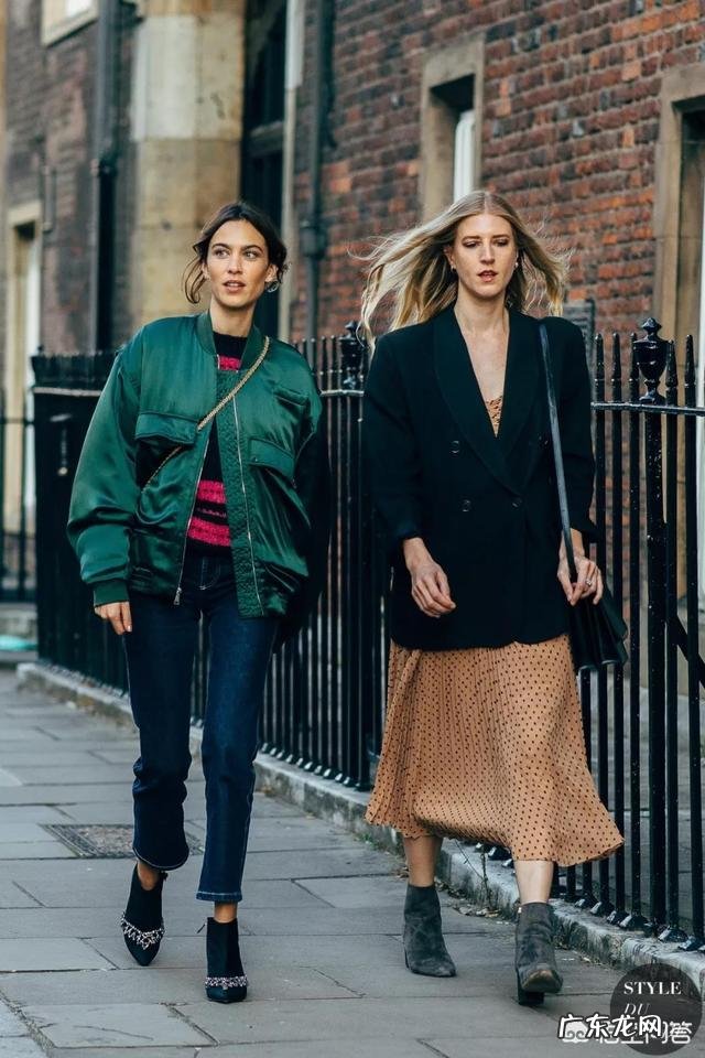 什么样的穿衣风格比较适合过年呢?