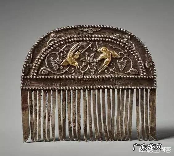 可以分享一些古代女子发饰图片吗?