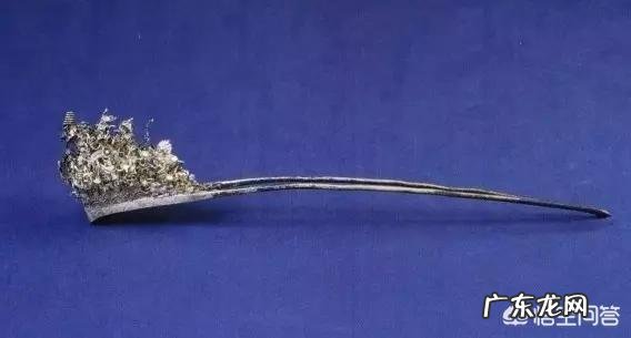 可以分享一些古代女子发饰图片吗?