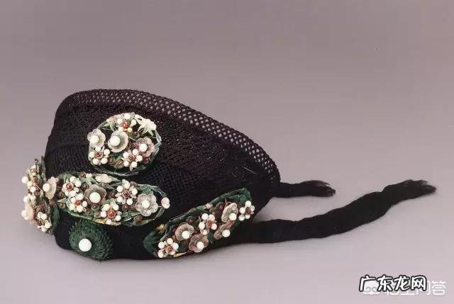 可以分享一些古代女子发饰图片吗?