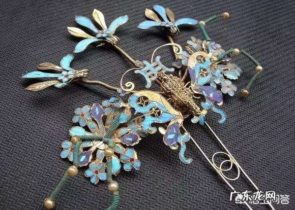 可以分享一些古代女子发饰图片吗?