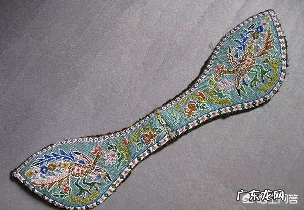 可以分享一些古代女子发饰图片吗?