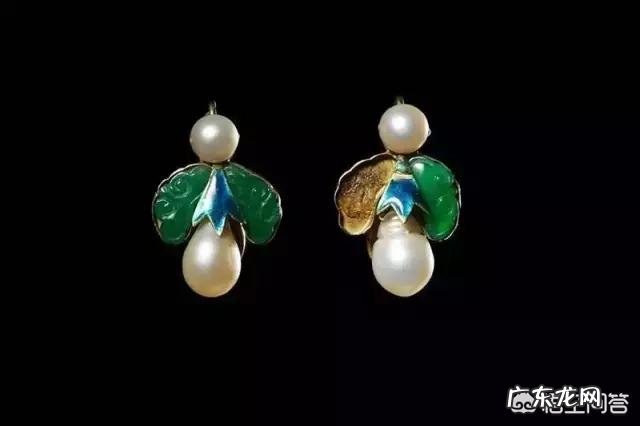 可以分享一些古代女子发饰图片吗?