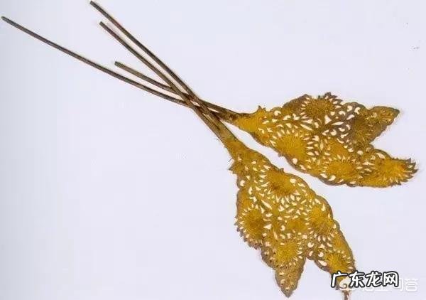 可以分享一些古代女子发饰图片吗?