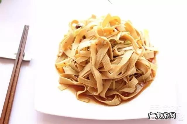 骨头汤并不补钙的话,哪些食物真的补钙?