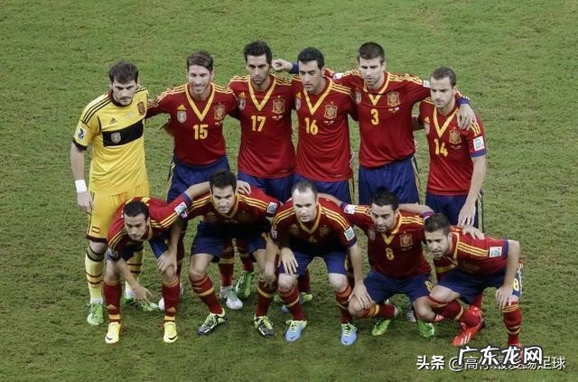 从98年开始的世界杯冠军,10年的比利亚是最像一己之力的,怎么从来没人提呢?