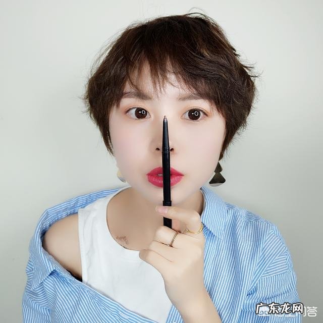 女孩怎么学会打扮自己?