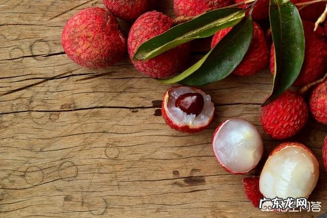 荔枝的功效是什么?和枸杞、大枣一起泡水喝对身体好吗?