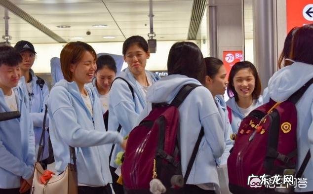 国际排联最新的东京奥运会晋级规则出炉,比之前的规则简单多了,对此你怎么看?