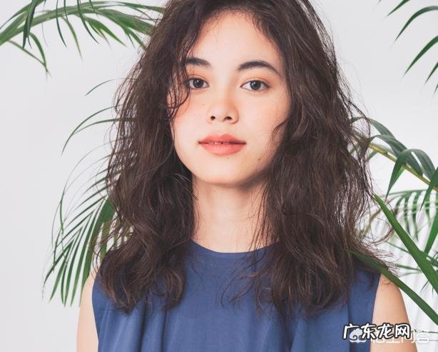 圆脸适合什么发型?