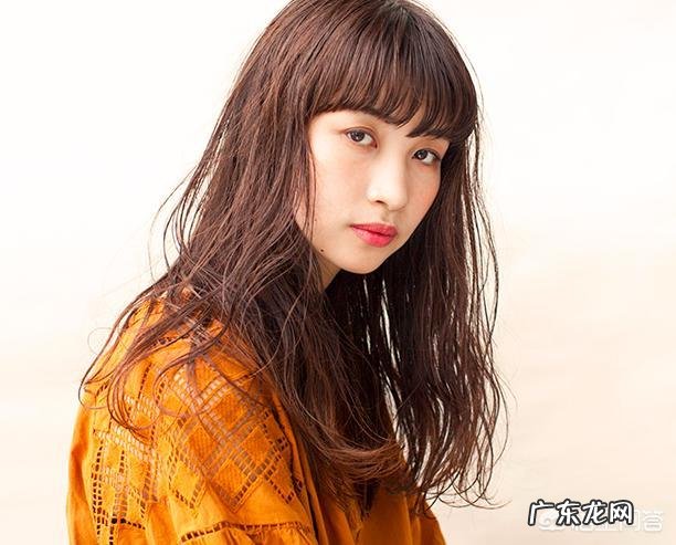 圆脸适合什么发型?