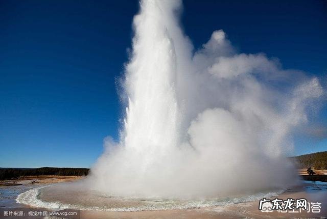 曾有科学家发现地球正在向内部吞噬数万亿吨的水，是真的吗？