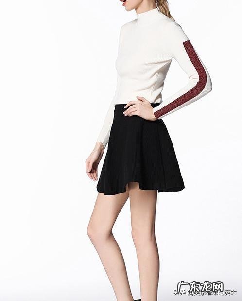 黑色半身针织裙,搭配什么上衣好看呢?