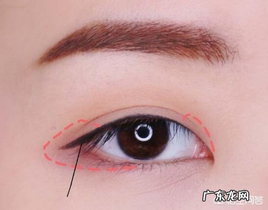 如何化个精致又优雅的职场丽人妆？