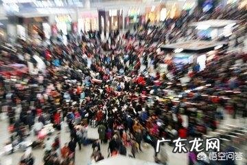 人民日报发表《那一年岳云鹏14岁,郭德纲26岁》一文,你如何看待?