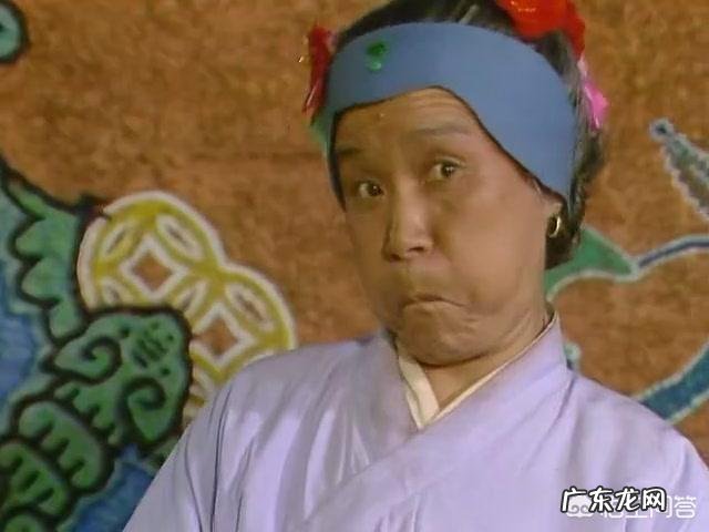 《红楼梦》中,刘姥姥进大观园每个人的笑有什么不同吗?