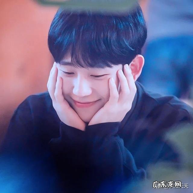 夏天皮肤缺水严重,有哪些补水保湿效果好的护肤品和面膜吗?