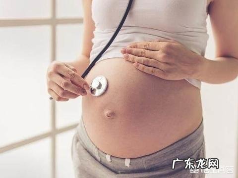 怀孕前几个月应该注意什么?比如说饮食和其他方面?