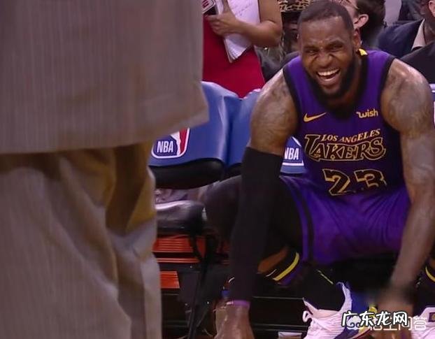 库里本赛季腹股沟肌肉拉伤休息了3周多,詹姆斯也遭遇同样伤病,预计会缺席多少比赛?