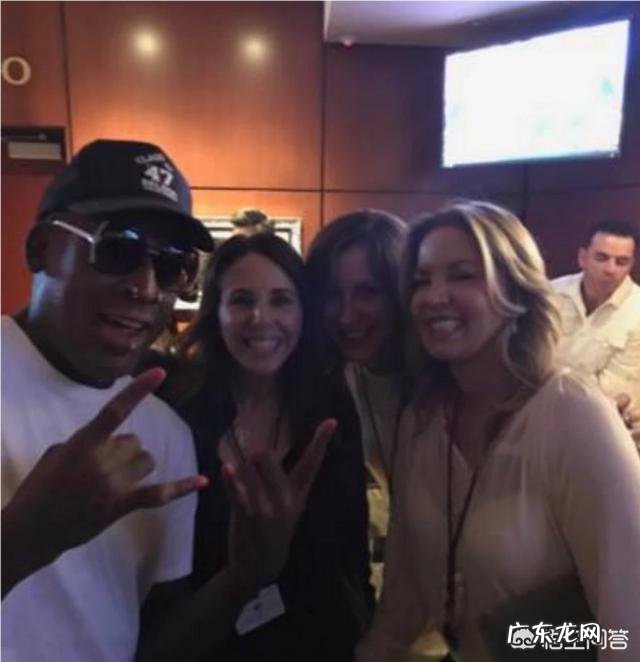 NBA湖人队的老板是一位叫珍妮的女人么？她是如何一步步上位为老板的？有什么故事么？