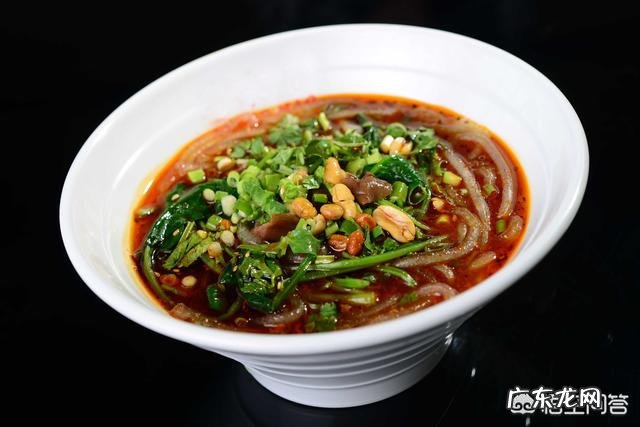 在大学旁边开什么小吃店好？