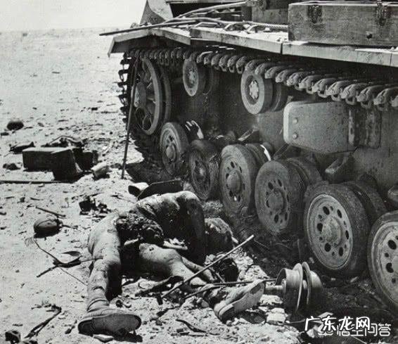 为什么战争很残酷,经常有士兵的尸体被炸碎?