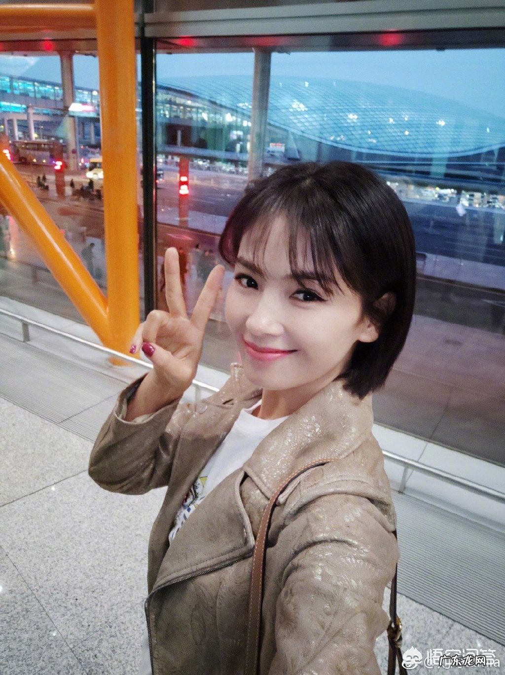 45岁阿姨有什么好看的中长发推荐吗?