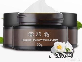 什么是雀斑?怎么去除?