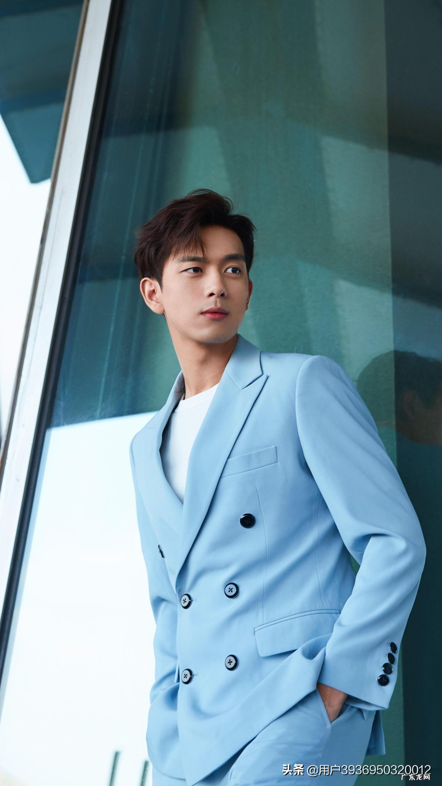 今年男士流行什么样的衣服?