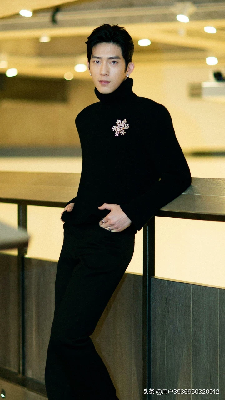 今年男士流行什么样的衣服?