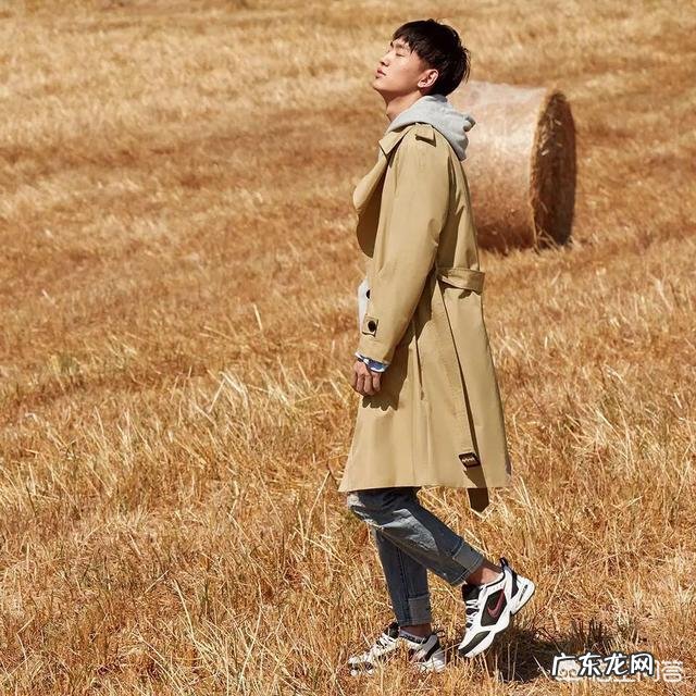 卫衣如何搭配外套才时髦?