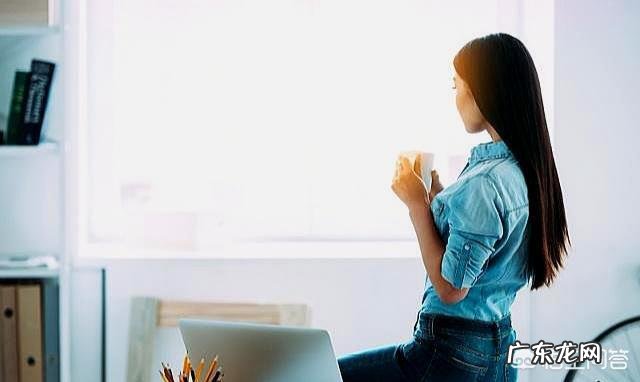 宁波一名外卖小哥发现一单“求救外卖”,报警救出传销受害者,这事你怎么看?