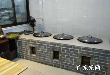 东灶好还是西灶好 为什么灶台不能坐西