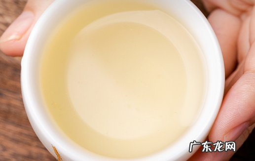 十年以上的白毫银针还能喝吗 收藏了十年的白毫银针价格是多少