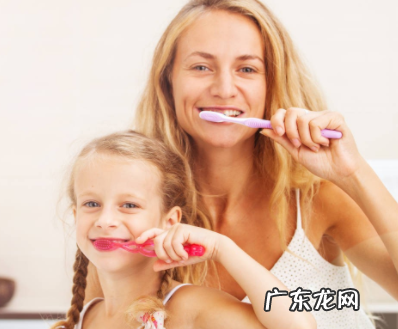 是先刷牙再喝水还是先喝水再刷牙 为什么先喝水后刷牙