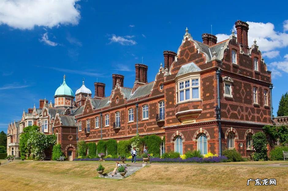 英国皇室有多少财富?威廉王子刚继承一处就跻身顶流富豪