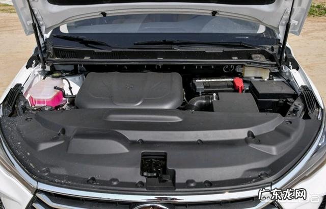 上汽大通G50和比亚迪宋MAX应该怎么选择？